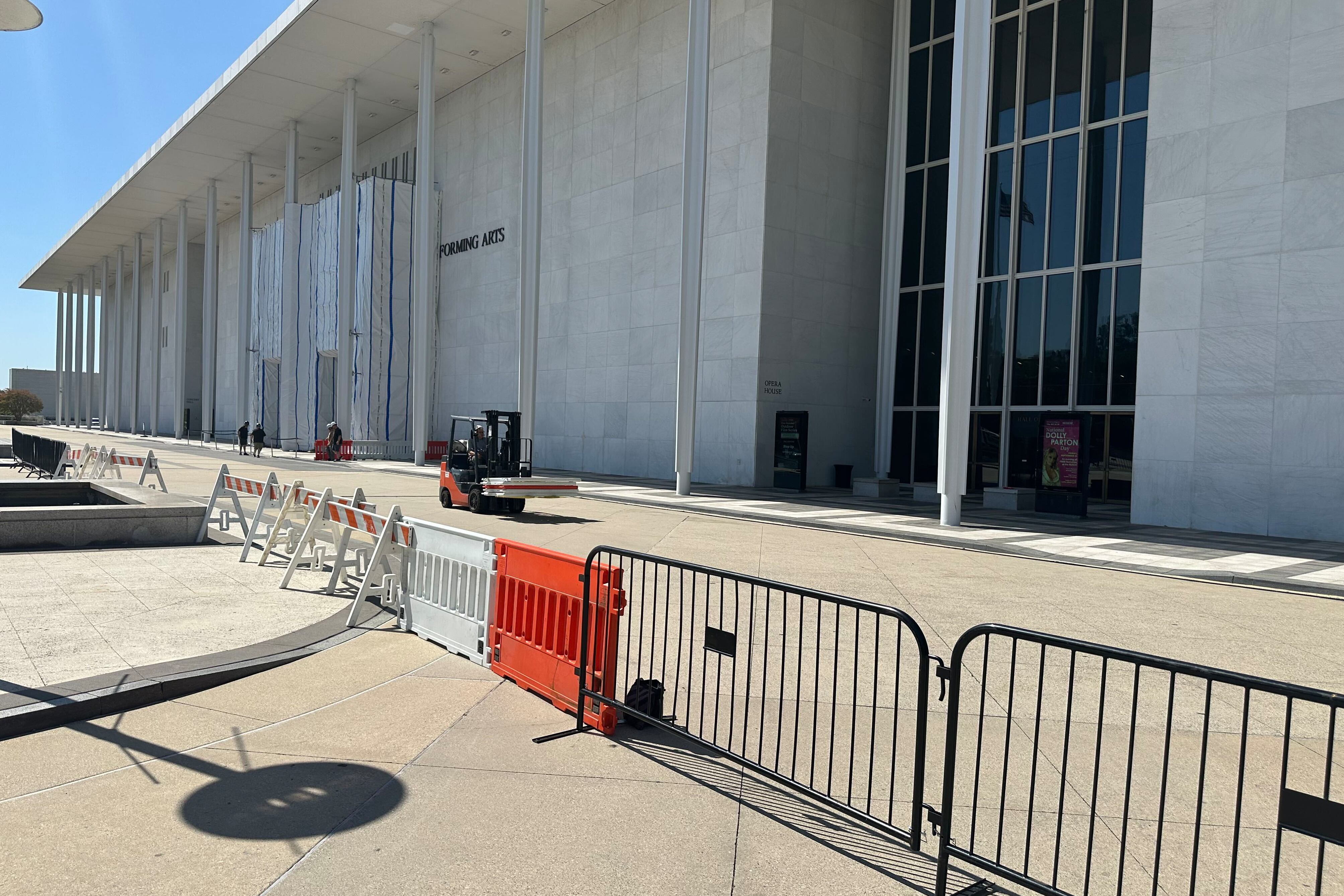 Historic Kennedy Center Closed Amid Safety Concerns, Future Uncertain