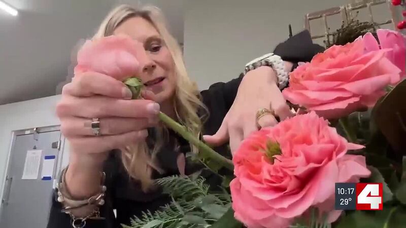 New Baden florist to bring holiday cheer to White House, Christmas decorations to be unveiled...