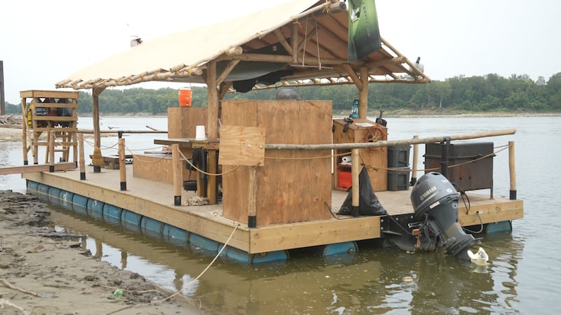 Boys camp navigating Missouri River on homemade raft stops in St. Charles