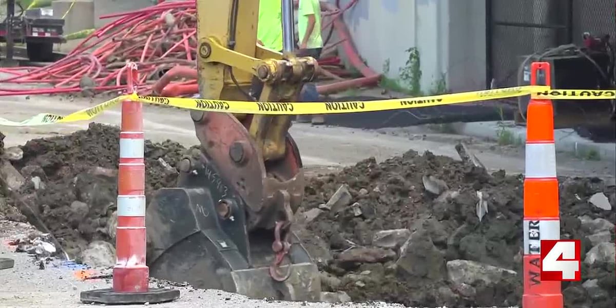 Downtown St. Louis sinkhole repairs continue; reopening timeline unclear