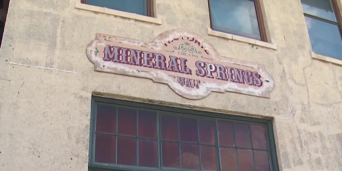 GhoSTL: The Mineral Springs Hotel