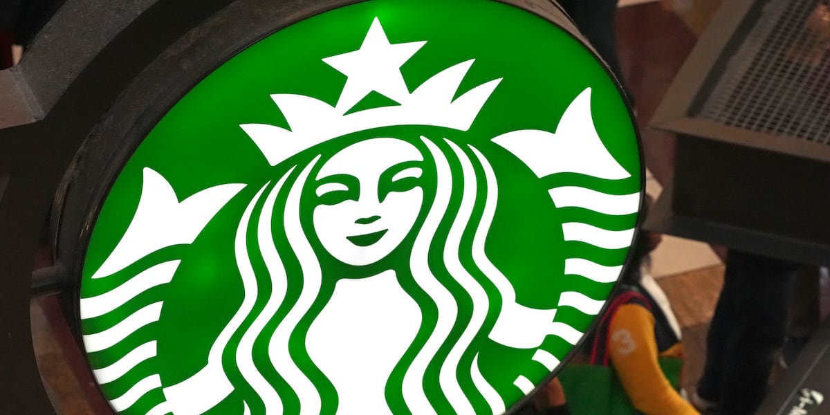 Starbucks to close stores lay off 900 workers as part of turnaround plan Starbucks to close stores lay off 900 workers as part of turnaround plan