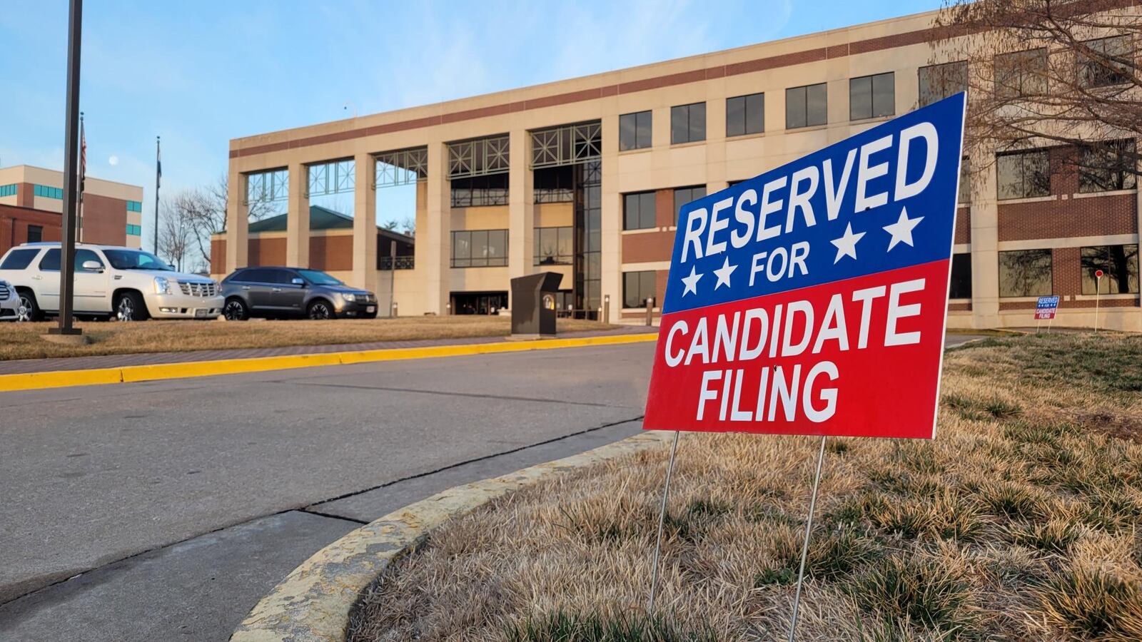 Currently Filing Sign Filing for public office begins Tuesday in Missouri