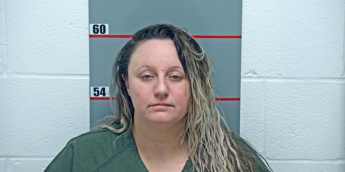 St. Peters woman pleads guilty to setting fire to Puerto Rico businesses