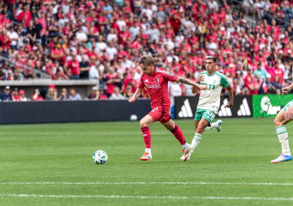 St. Louis wingback Conrad Wallem lines up a shot against Austin FC.