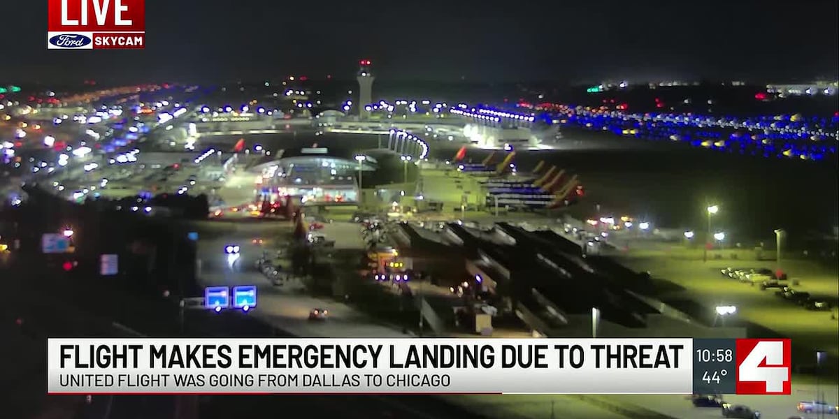 Plane makes emergency landing in St. Louis after bomb threat made on board – KMOV Plane makes emergency landing in St. Louis after bomb threat made on board – KMOV
